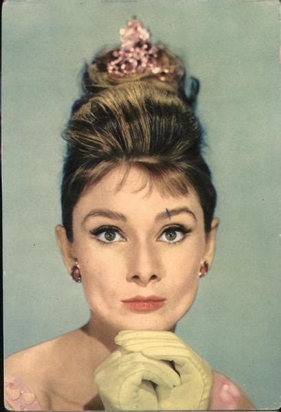 Audrey Hepburn Actresses Postcard