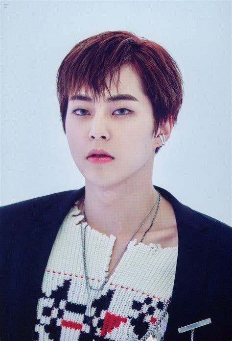 Baekhyun brightens the (atmosphere) and pulls the people around him in a good mood. 19 Fakta Xiumin, Anggota EXO yang Lagi Sibuk Wajib Militer ...