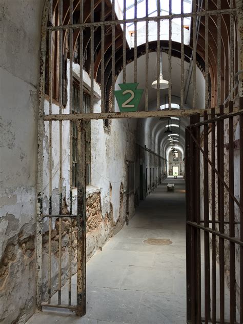Eastern state penitentiary is the sixth episode of season 2 of ghost adventures. Eastern State Penitentiary - Pics of the Week | In ...