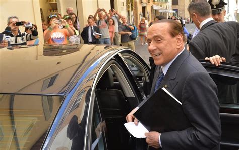 silvio berlusconi sex conviction overturned by milan appeals court metro news