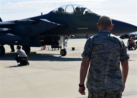 Air Combat Command Boss Doubling Down on Fighter Safety after Crashes ...