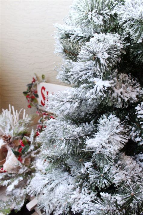 Super Easy Diy Tutorial On How To Flock A Christmas Tree Can Be Done