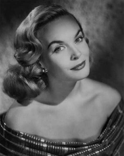 The Cockney Blonde Bombshell 40 Glamorous Photos Of Shirley Eaton In The 1950s And 60s