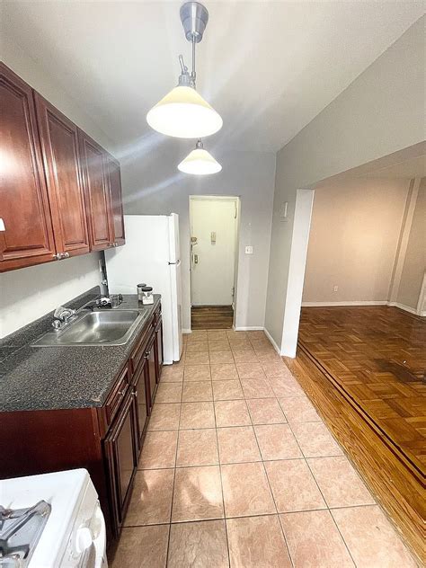 585 E 21st St Apt 1a Brooklyn Ny 11226 Zillow