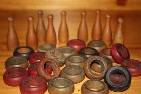 Vintage Mini Wooden Game Ring Toss Pegs And Rings 33 Pieces