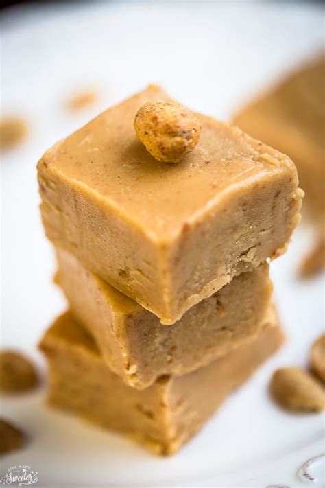 Easy 4 Ingredient Peanut Butter Fudge Is The Perfect Sweet Treat