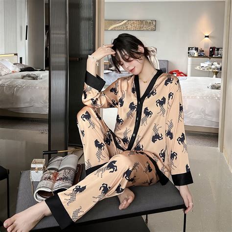 Lisacmvpnel Spring New Ice Silk Pajamas Womens Summer Long Sleeve Thin Print Suit Light Luxury