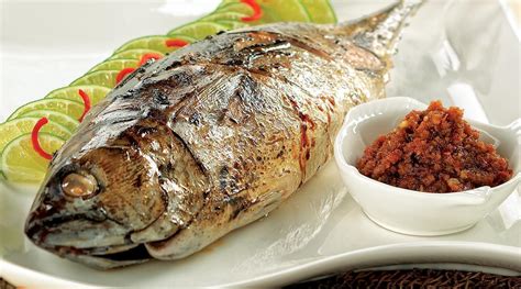 Resep ikan tongkol bakar taliwang sederhana spesial asli enak. Resep Ikan Tongkol Bakar Sambal Kenari