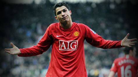 Cristiano ronaldo dos santos aveiro. A temporada perfeita de Cristiano Ronaldo pelo Manchester ...