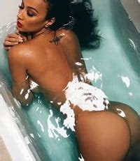 Michele topless draya Draya 💦