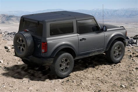 Discontinued Ford Bronco Badlands Features And Specs Zigwheels