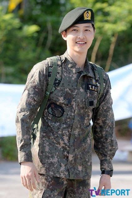 10 South Korean Stars Looking Handsome In Army Fatigues Знаменитости Мужчины и Потомки