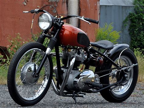 Everything you need to know! Eric's Super Clean Triumph Bobber | Triumph bobber ...