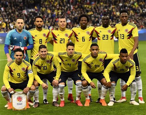 Partidos, resultados, resúmenes, imágenes y vídeos de la selección colombiana en marca claro colombia. Jugadores de la selección masculina de Colombia muestran ...