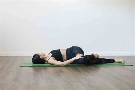 Essential Yoga Poses For Beginners Yogateket