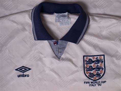 England eventually bowed out in the semi finals after losing to west germany on penalties. 1990 England 'World Cup' Home Shirt L for sale