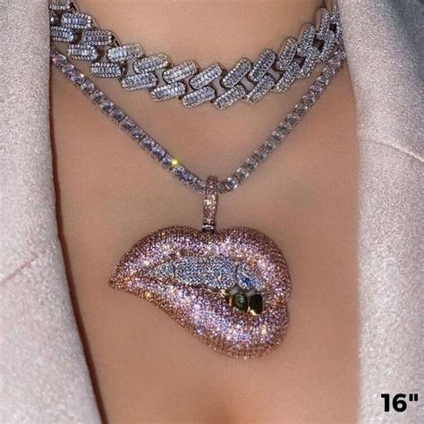 Baddie Lips Pendant Necklaces Bbykute Hand Jewelry Pendant