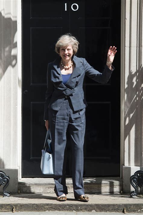 Theresa May The Queen Trident A New Cabinet — Her First Day