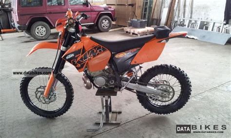 Extensive specs, pictures, discussions and reviews. 2006 KTM 200 EXC - Moto.ZombDrive.COM