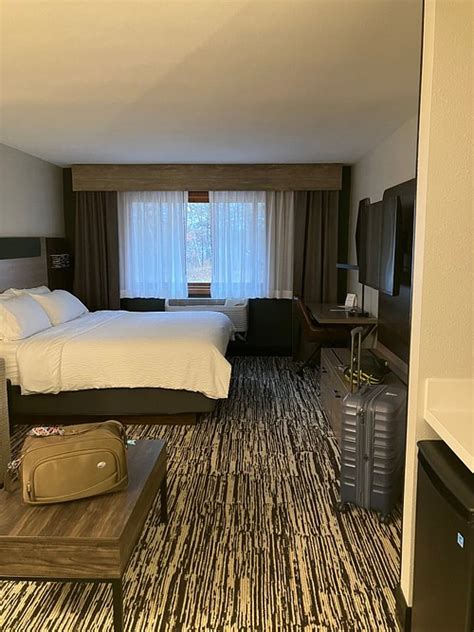 Holiday Inn Express And Suites Hayward An Ihg Hotel Updated 2023