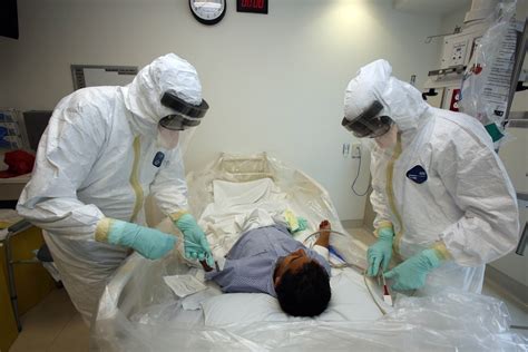 Ebola is a viral infection which has no vaccine and kills over half of all those infected. How to treat Ebola in two pictures | NewsCut | Minnesota ...