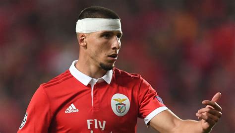 Rúben dos santos gato alves dias (born 14 may 1997), known as rúben dias (portuguese pronunciation: Arsenal Quoted Fee for Benfica Starlet As Gunners Seek ...