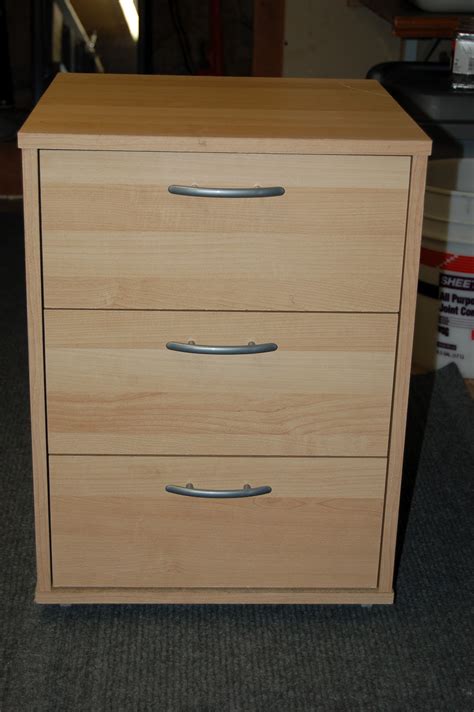 In this occasion, i advise one to buy the furniture that is new when you want to redecorate your bedroom. Ikea bedroom furniture oak | Hawk Haven