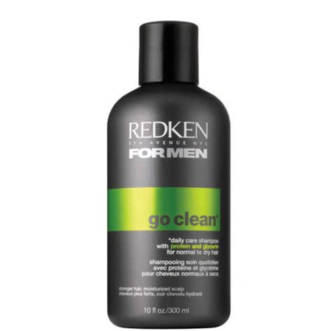 It's the best dry shampoo for men and you can use it every day. Redken For Men Go Clean Shampoo (300ml) - LOOKFANTASTIC