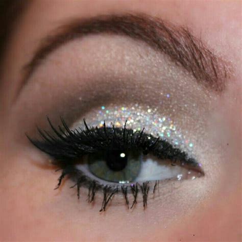 White Glitter And Black Eyeliner Cheer Makeup New Years Eve Makeup