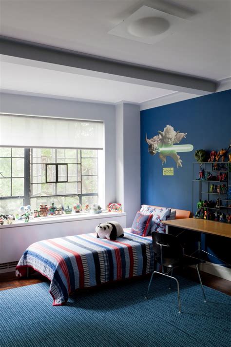 blue boys bedroom  striped comforter  yoda wall sticker hgtv