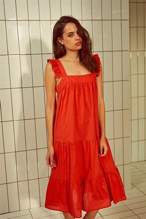 A Layered Red Summer Dress From The CASTRO 2017 Spring Show Red