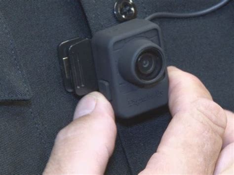 Law Enforcement Talks Pros Cons Of Body Cameras