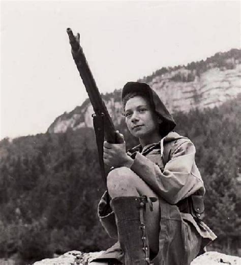 Women In History World History Nancy Wake French Resistance Brave