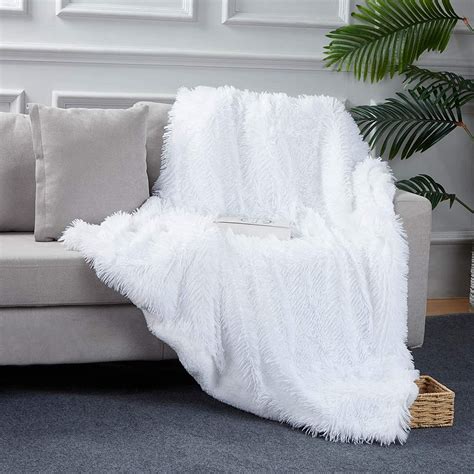 White Faux Fur Throw Blanket For 1000 The Coupon Caroline