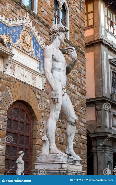 Davide Sculpture By Michelangelo At The Piazza Della Signoria In