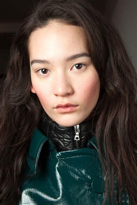Topshop Unique Fall 2015 Ready To Wear Beauty Gallery