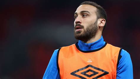 Everton'dan kiralık olarak süper lig takımlarından beşiktaş'ta forma giymektedir. Everton Signing Cenk Tosun Claims to Be the New Romelu Lukaku as He Settles in His Surroundings ...
