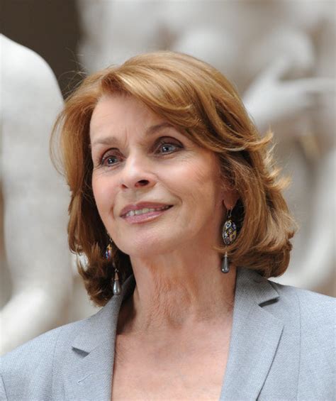 Wenn jemand anfängt zu schreien, bin ich sofort weg. Senta Berger: Seit 50 Jahren ein Paar! So lernte sie ihren ...