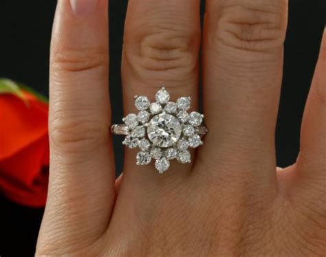 1960s Era 106ct Diamond Cluster Engagement Ring In Platinum Pgs
