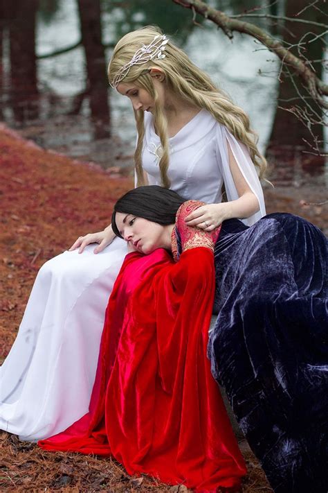 Arwen Galadriel Cosplays Lord Of The Rings These Girls Are Awesome