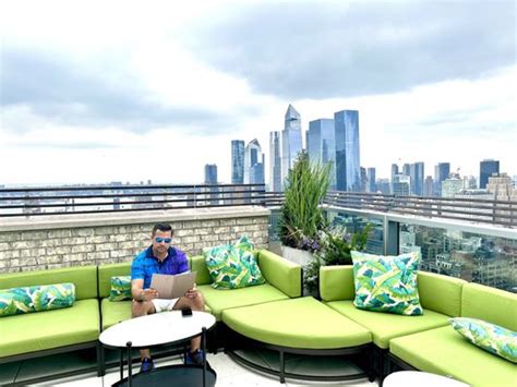 230 Fifth Rooftop Bar 3329 Photos And 4196 Reviews 230 5th Ave New