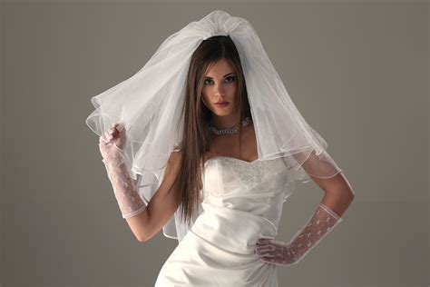 download 5760x3840 pix photo of little caprice face bride gloves veil dress hair wallpapers