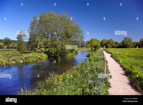 River Itchen And Itchen Way Public Footpath At Twyford Hampshire