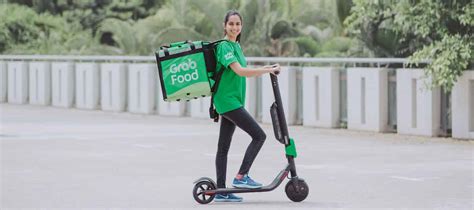 Fast and easy food delivery service to spoil the foodie within you. Register your PMD by 30 June 2019! | Grab SG