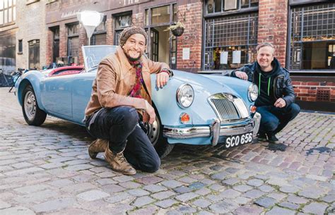 + making motoring dreams come true for an eighth season award winning car sos is back, and this time it's bigger and better than ever. Tim Shaw and Fuzz Townshend from Car SOS will be at 2018 London Motor Show - Green Flag