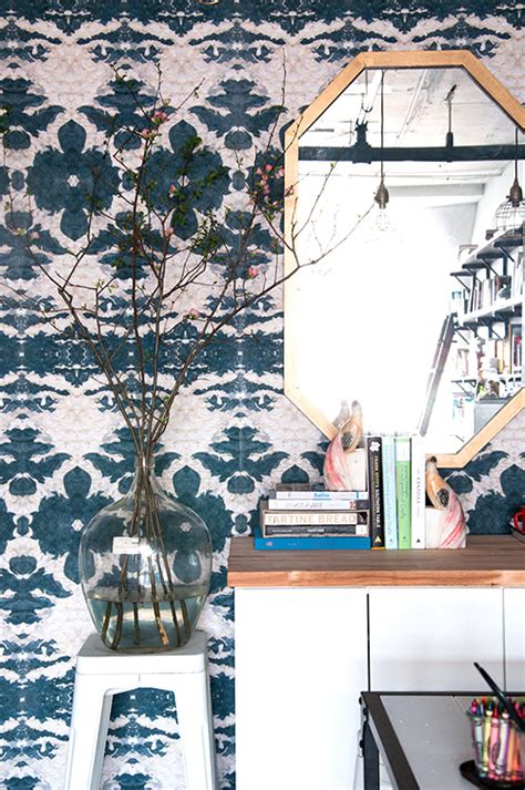10 Rooms With Incredibly Bold Wallpaper Design Fixation