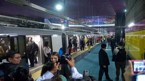 Inauguraci N Exitosa El Metro De Quito Inicia Operaciones Con Xito