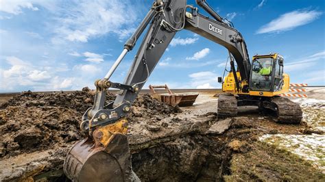 Deere Launches Smartgrade On Select Excavator Models