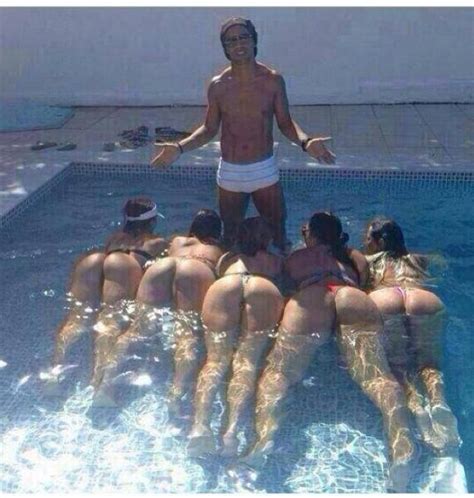 Brazilian Soccer Player Ronaldinho In His Pool With 5 Guests Porn Pic
