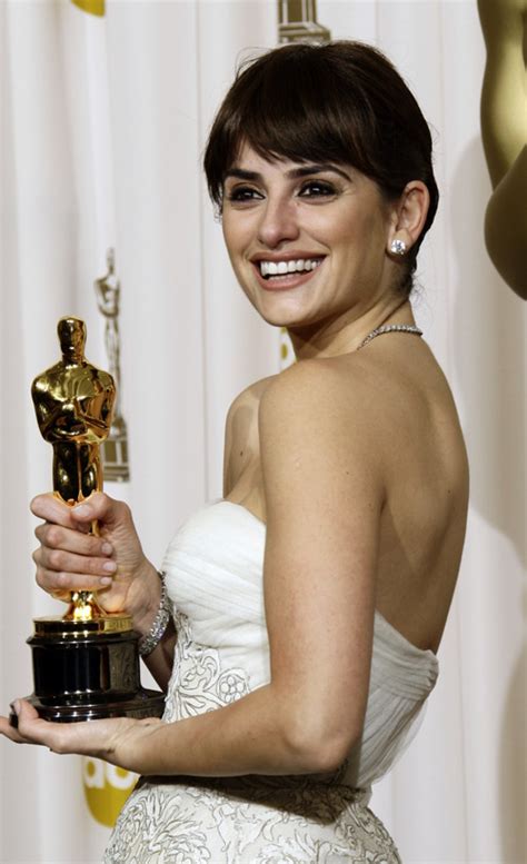 we love fashion and fashionistas a new star in the walk of fame penélope cruz